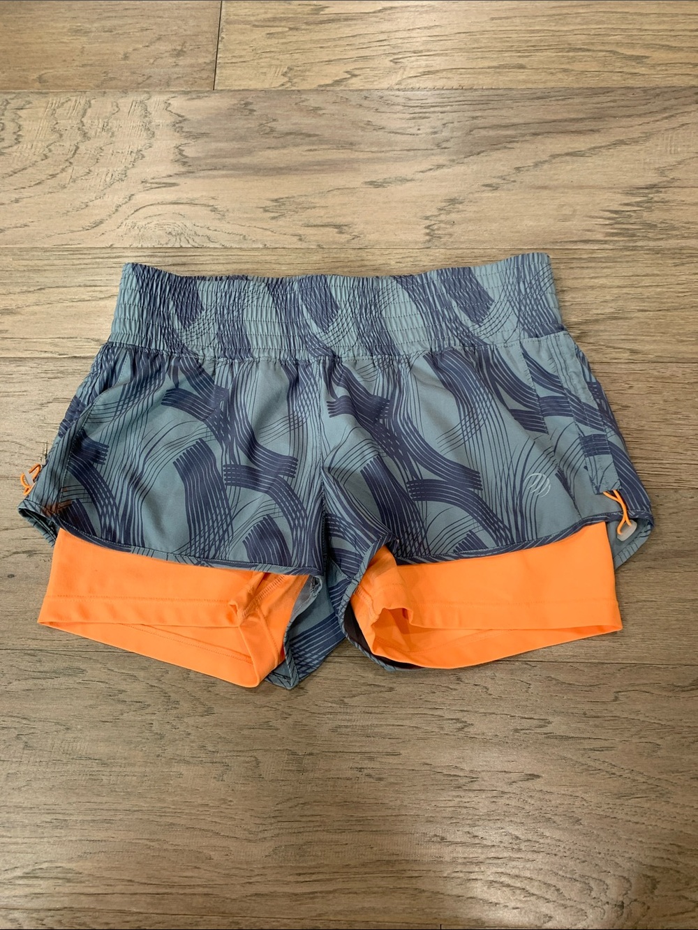 Women's Two-Tone Running Shorts - Blue Pattern with Orange Liner Size Small